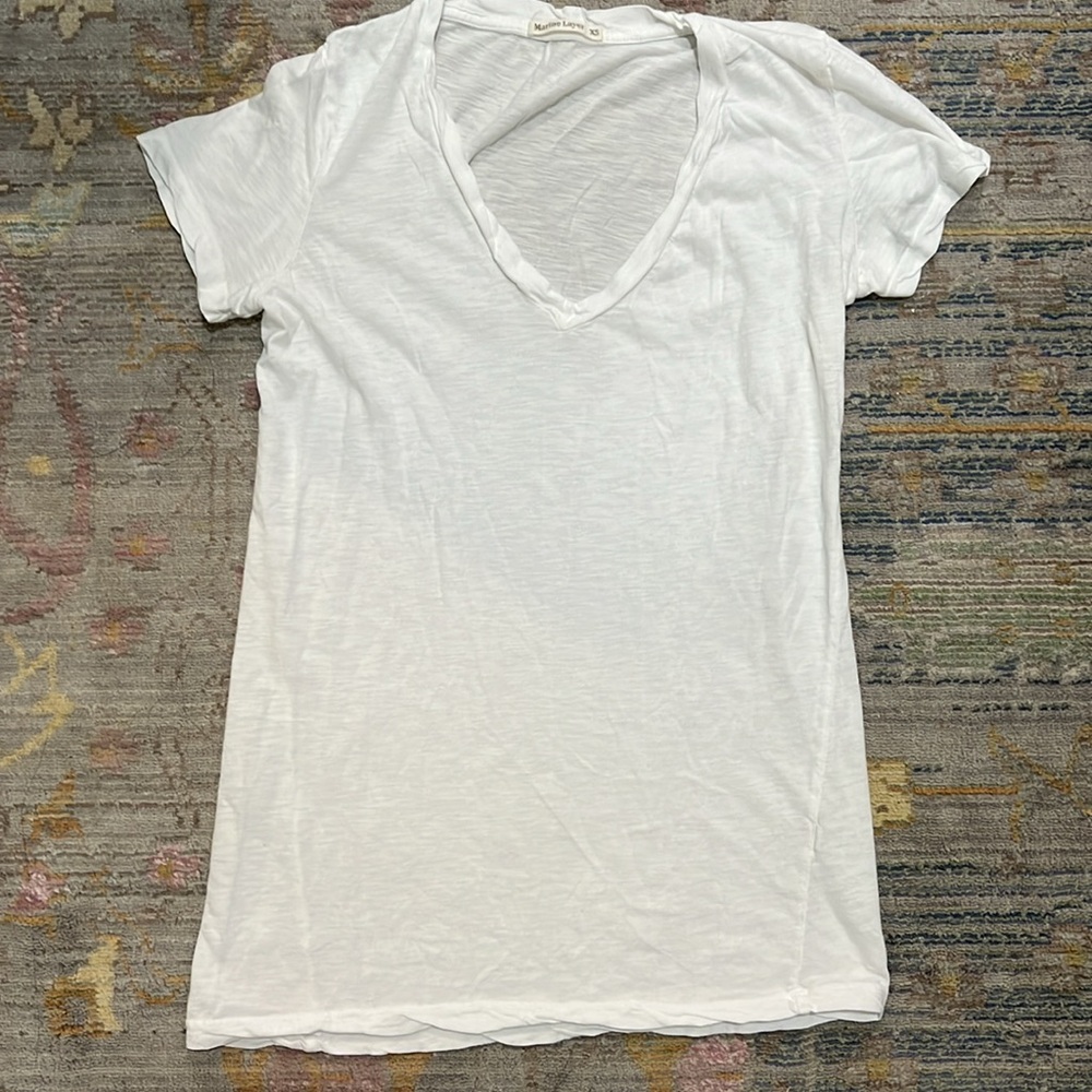 Marine Layer Classic V-Neck Tee in White Size XS